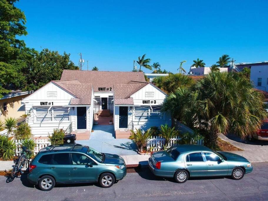 Steps To Beach & Downtown! Cozy Beach Bungalow #1 Лейк-Уорт Экстерьер фото